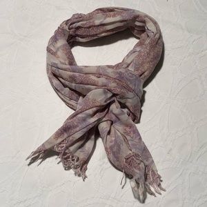 American Eagle Fashion Scarf